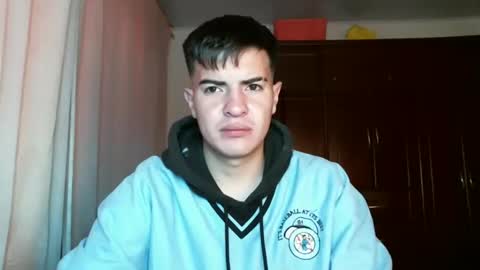 franccesco_699 online show from December 2024 04:01:02 PM
