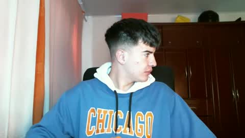 franccesco_699 online show from December 2024 05:44:01 PM