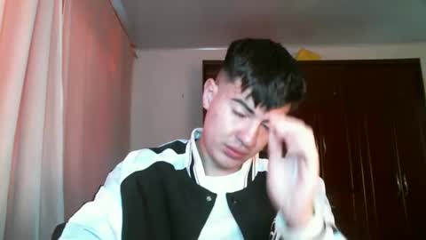 franccesco_699 online show from December 2024 06:27:02 PM