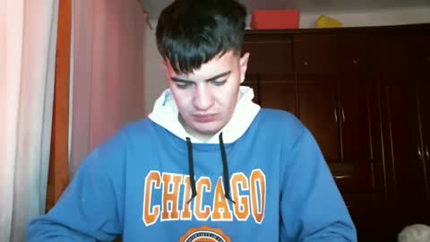 franccesco_699 online show from December 2024 04:26:01 PM