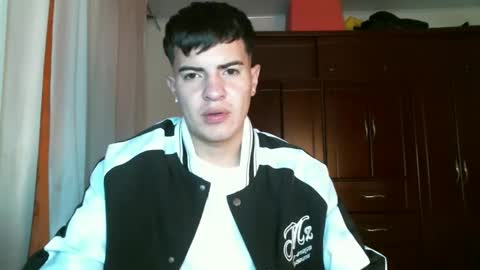 franccesco_699 online show from December 2024 01:01:02 AM