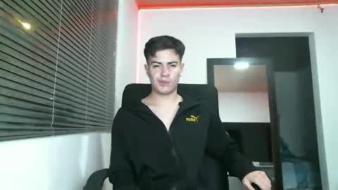 franccesco_699 online show from December 2024 11:24:02 PM