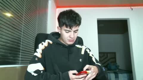 franccesco_699 online show from January 2025 12:13:02 AM