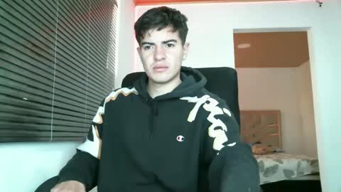franccesco_699 online show from January 2025 05:33:01 PM