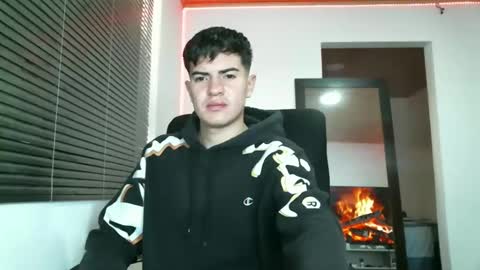 franccesco_699 online show from January 2025 04:46:02 PM