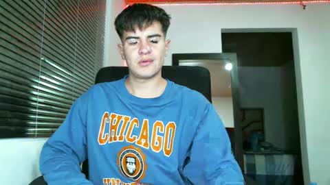 franccesco_699 online show from January 2025 11:24:01 PM
