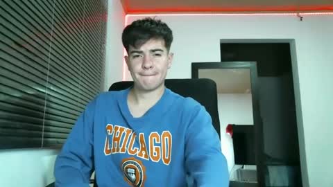 franccesco_699 online show from January 2025 01:06:01 AM