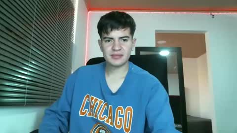franccesco_699 online show from January 2025 05:01:01 PM