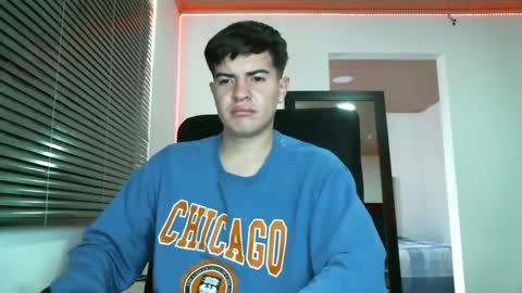 franccesco_699 online show from January 2025 04:36:02 PM