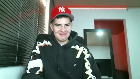 franccesco_699 online show from January 2025 04:37:01 PM