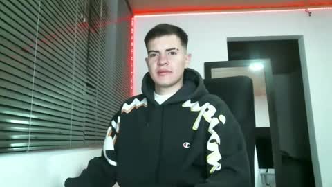 franccesco_699 online show from January 2025 01:26:02 AM