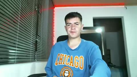 franccesco_699 online show from February 2025 12:26:01 AM