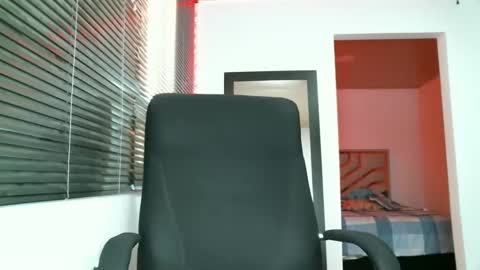franccesco_699 online show from February 2025 07:09:01 PM