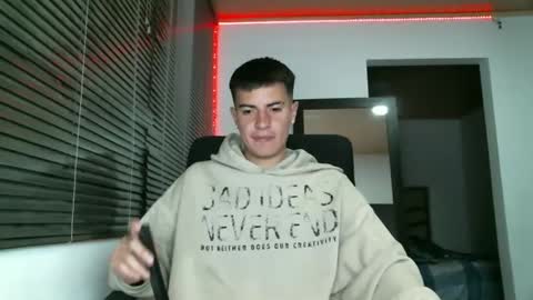franccesco_699 online show from February 2025 12:46:01 AM