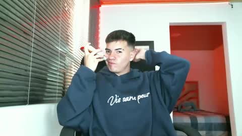 franccesco_699 online show from February 2025 07:21:01 PM