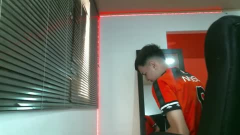 franccesco_699 online show from March 2025 04:44:02 PM