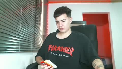 franccesco_699 online show from March 2025 03:34:01 PM