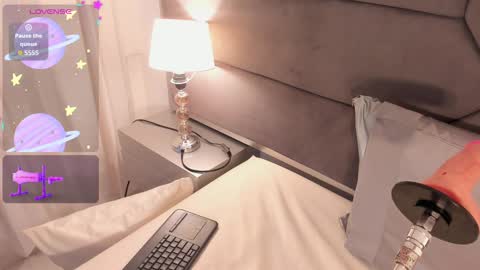 Snapshot of franceska_milf chatting on September 2025 08:15:02 AM franceska_milf online show from September 2025 08:15:02 AM