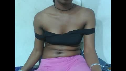 Snapshot of francinealdy chatting on November 2025 05:57:02 PM francinealdy online show from November 2025 05:57:02 PM