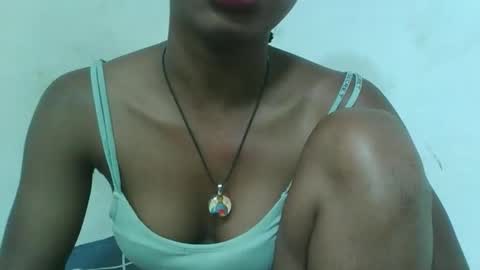 Snapshot of francinealdy chatting on November 2025 03:27:01 AM francinealdy online show from November 2025 03:27:01 AM