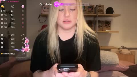 Snapshot of francis_digby chatting on October 2025 06:50:01 PM Francis Digby online show from October 2025 06:50:01 PM