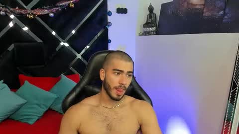 Snapshot of francobanderas1 chatting on December 2025 02:22:01 PM FRANCO online show from December 2025 02:22:01 PM