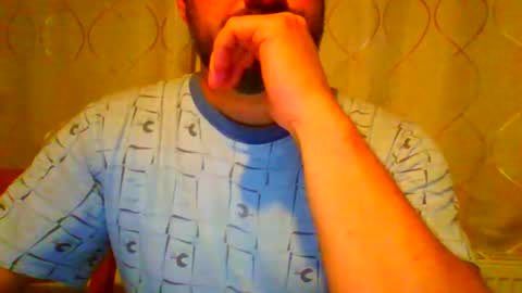 Frank online show from September 2025 08:02:02 PM