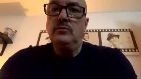 frankie8881 online show from December 2025 01:02:02 AM