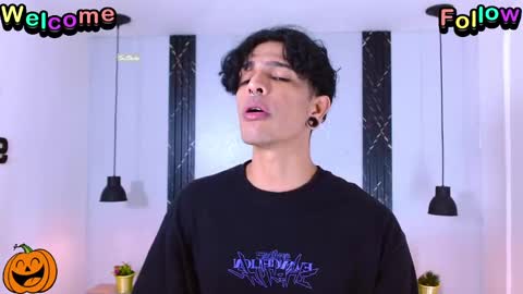 Franvill trato online show from October 2025 06:05:02 PM