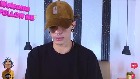 Franvill trato online show from October 2025 07:14:01 PM