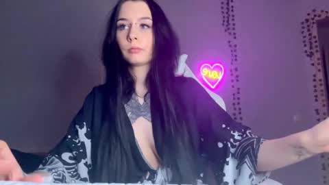 mistress Bastet and  mintcola online show from February 2025 12:25:01 AM