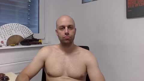 Snapshot of freddow chatting on October 2025 02:51:02 PM freddow online show from October 2025 02:51:02 PM