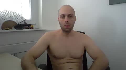 Snapshot of freddow chatting on October 2025 01:35:02 PM freddow online show from October 2025 01:35:02 PM