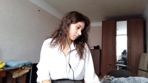 Snapshot of fredmurrietta chatting on October 2025 07:20:02 AM Mia online show from October 2025 07:20:02 AM