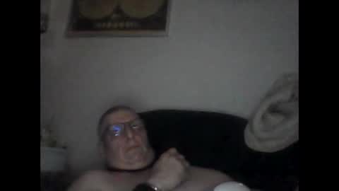 Snapshot of frefredo chatting on December 2025 10:08:02 PM fred online show from December 2025 10:08:02 PM