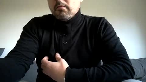 Snapshot of frenchhard0000 chatting on December 2024 02:57:01 PM Horny french hard online show from December 2024 02:57:01 PM