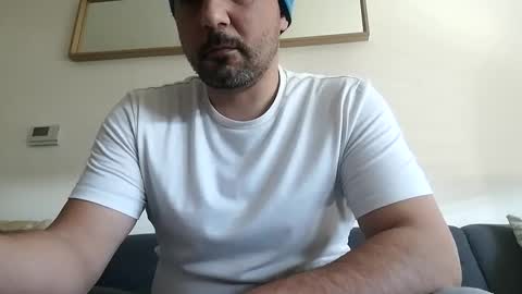 Snapshot of frenchhard0000 chatting on March 2025 08:38:02 AM Horny french hard online show from March 2025 08:38:02 AM