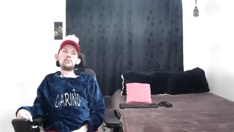 Snapshot of frenchroulette chatting on December 2024 11:11:02 AM Thomas y Sophia online show from December 2024 11:11:02 AM