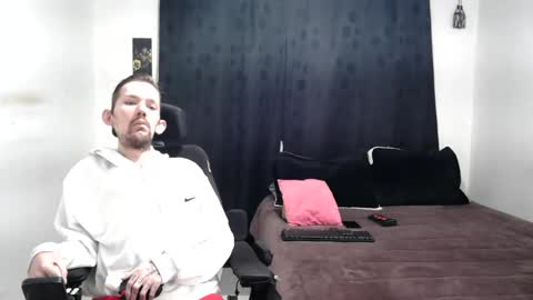 Snapshot of frenchroulette chatting on February 2025 09:53:02 AM Thomas y Sophia online show from February 2025 09:53:02 AM