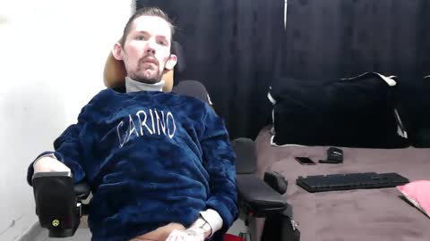 Snapshot of frenchroulette chatting on February 2025 12:45:02 PM Thomas y Sophia online show from February 2025 12:45:02 PM