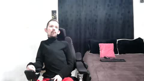 Snapshot of frenchroulette chatting on March 2025 09:53:01 AM Thomas y Sophia online show from March 2025 09:53:01 AM