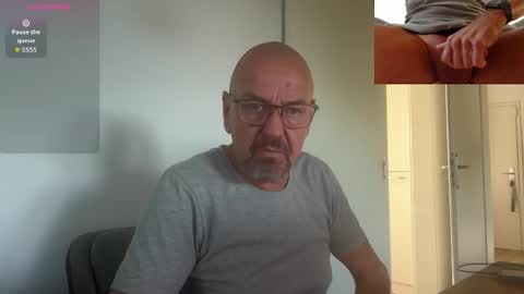 Frenchy online show from September 2025 07:21:02 AM