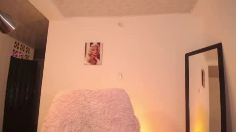 see u 500 pm hora col online show from November 2025 10:30:01 PM