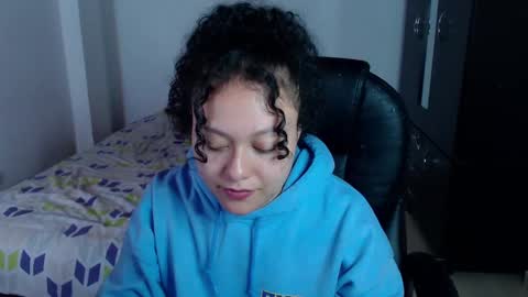 Snapshot of freud_x_louise1 chatting on January 2025 10:25:02 AM Louise  online show from January 2025 10:25:02 AM