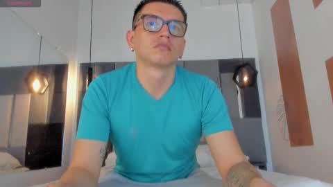 Snapshot of freyalane chatting on November 2025 08:08:02 PM ALIS AND ALEX online show from November 2025 08:08:02 PM