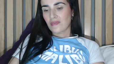 Snapshot of frida__x chatting on December 2024 05:05:02 PM Frida online show from December 2024 05:05:02 PM