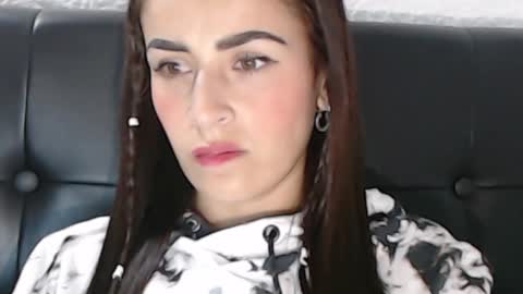 Snapshot of frida__x chatting on January 2025 11:34:02 AM Frida online show from January 2025 11:34:02 AM