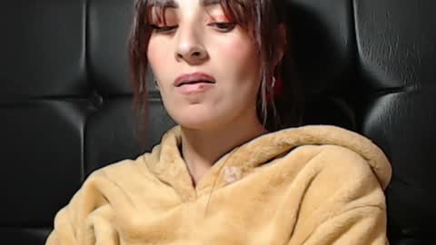 Snapshot of frida__x chatting on January 2025 09:29:02 PM Frida online show from January 2025 09:29:02 PM