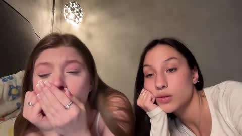 Lina online show from February 2025 09:32:02 PM