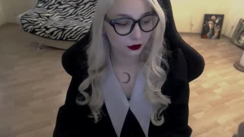 Snapshot of fromsun_forsoul chatting on October 2025 11:23:02 AM Lilith online show from October 2025 11:23:02 AM